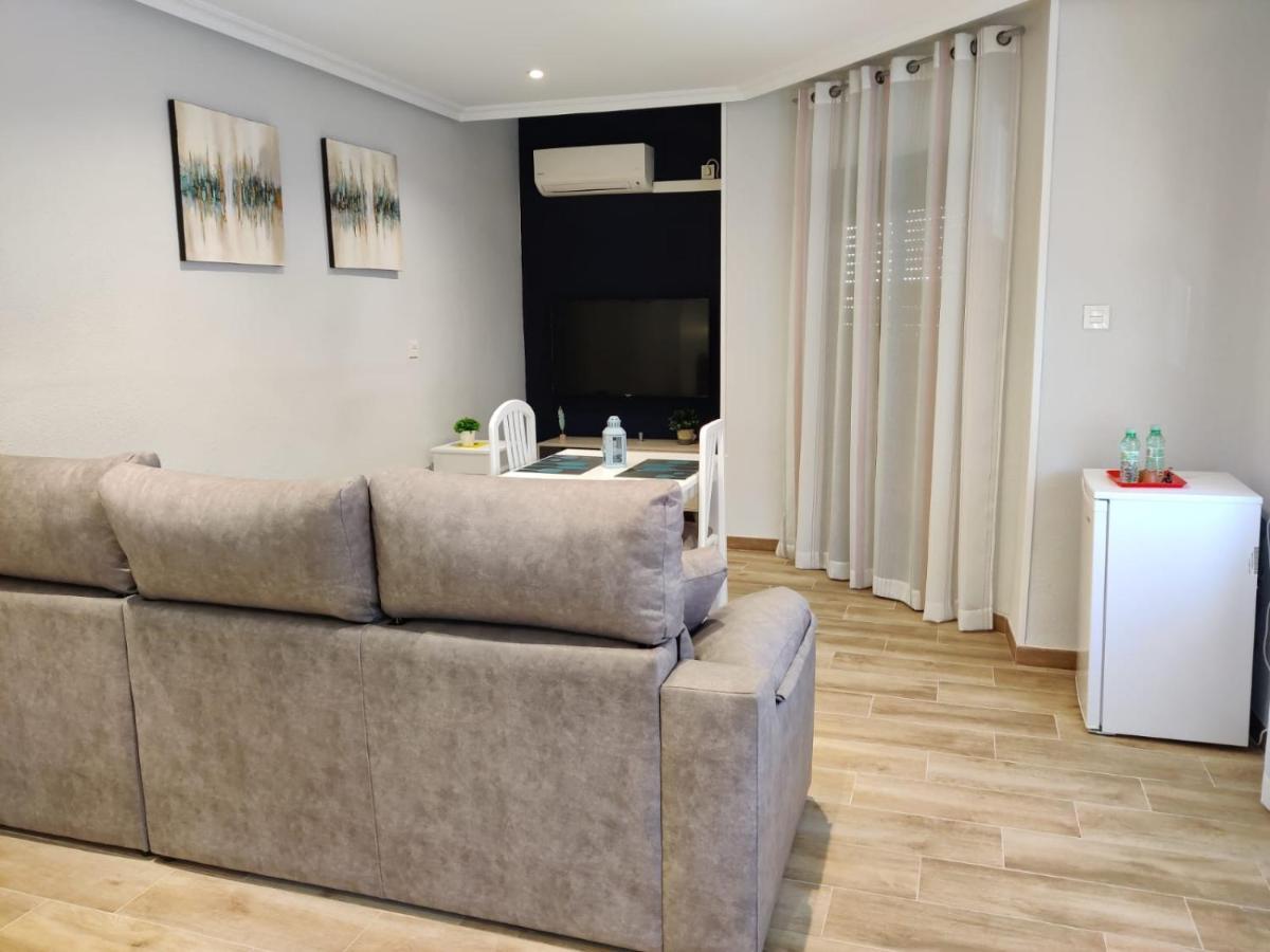 Duerme A Gusto - Tu Habitacion Acogedora En Torredonjimeno Εξωτερικό φωτογραφία