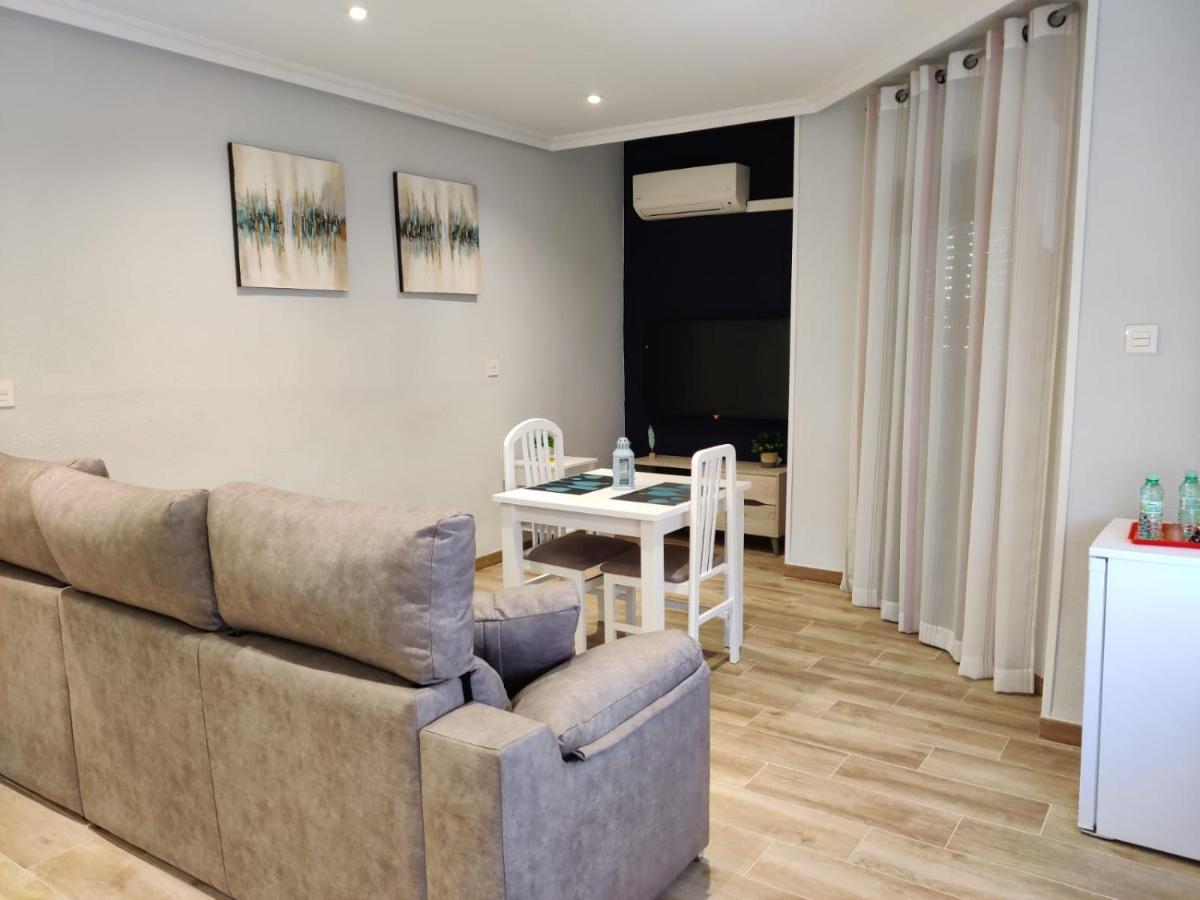 Duerme A Gusto - Tu Habitacion Acogedora En Torredonjimeno Εξωτερικό φωτογραφία